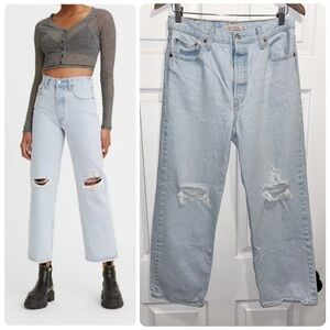 LEVI'S Ribcage Straight Ankle Jeans Light Wash Distressed Denim Size 29